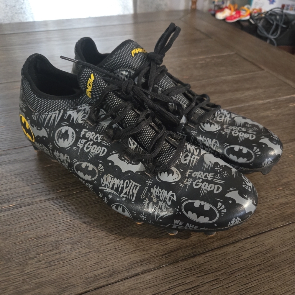 Phenom Elite Batman Velocity 2.0 Football Cleats DC Comics Gotham Black Size 11